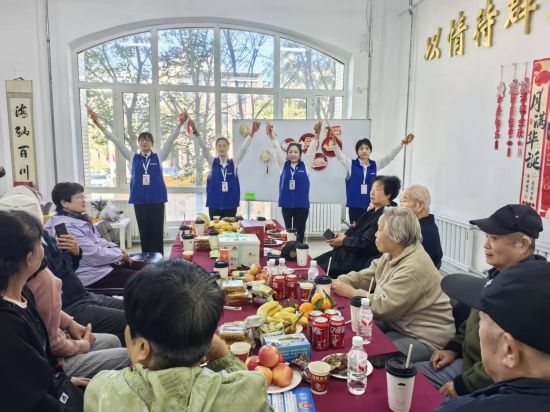 双节前夕,香坊区三合社区针对特殊群体开展反诈宣传、义剪等活动 双节前夕,香坊区三合社区针对特殊群体开展反诈宣传、义剪等活动