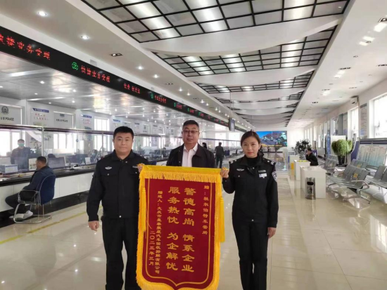 大庆杜蒙车管所：担当作为办实事 便民利企暖人心